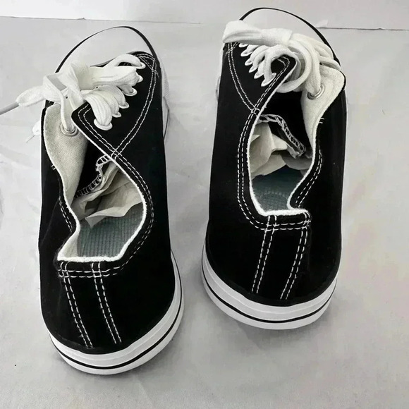 New Slow Man’s women’s fashion shoes Black & White. - Picture 5 of 7